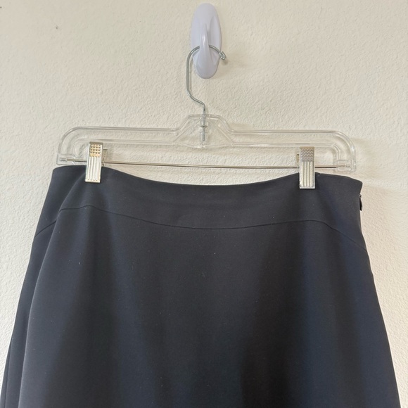 Ann Taylor Black Knee-Length Skirt Side Pleat - Picture 3 of 8